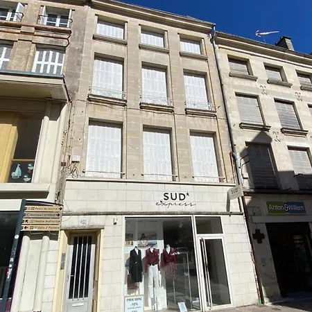 Le Loft Gambetta -poitiers Centre- Laconciergerie Apartamento *